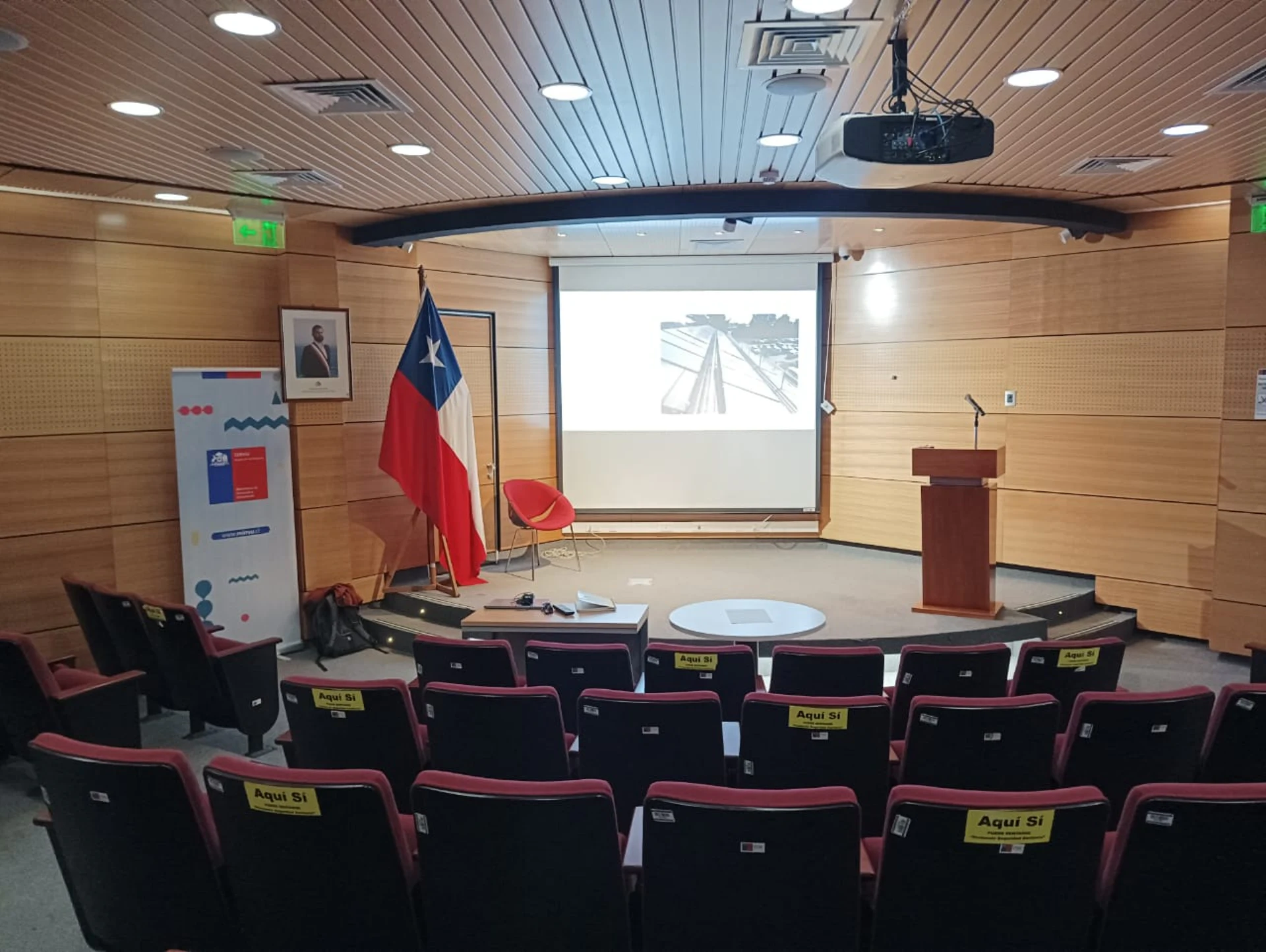 Presentación técnica de ingeniería y eficiencia energética de Emergia